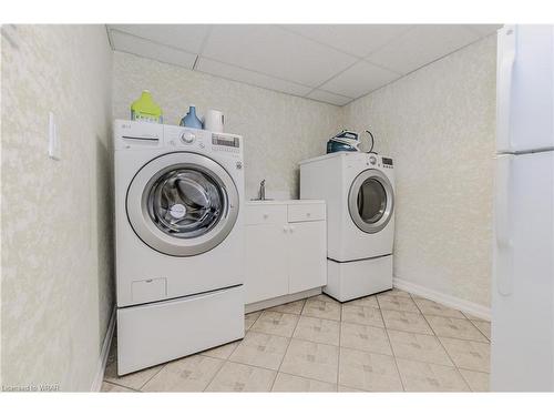 5F-350 Doon Valley Drive, Kitchener, ON - Indoor Photo Showing Laundry Room