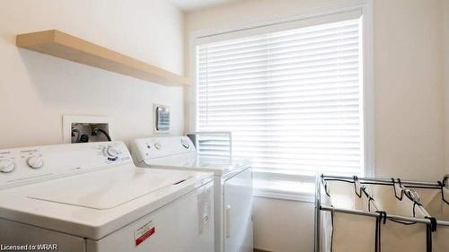 3C-1460 Highland Road W, Kitchener, ON - Indoor Photo Showing Laundry Room