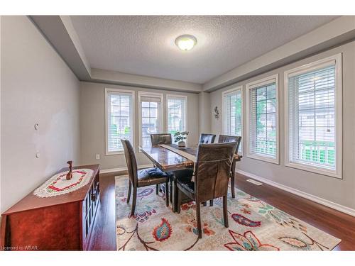 136 Bailey Drive, Cambridge, ON - Indoor Photo Showing Dining Room