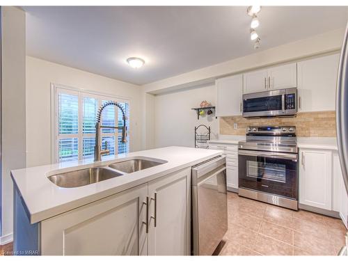 136 Bailey Drive, Cambridge, ON - Indoor Photo Showing Kitchen With Double Sink