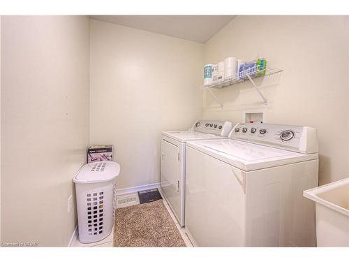 136 Bailey Drive, Cambridge, ON - Indoor Photo Showing Laundry Room