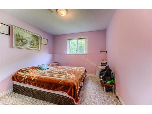 19 Tami Court, Kitchener, ON - Indoor Photo Showing Bedroom