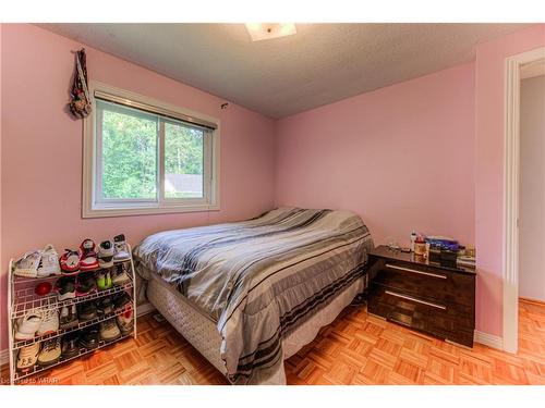 19 Tami Court, Kitchener, ON - Indoor Photo Showing Bedroom