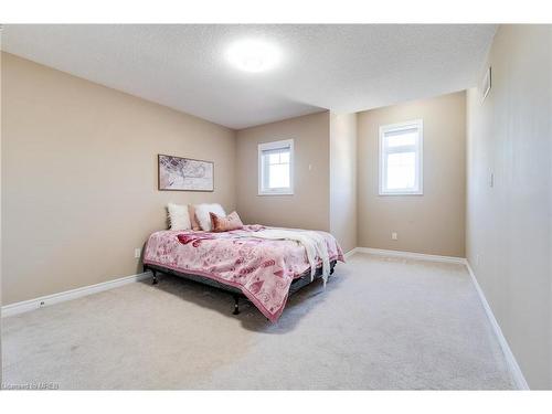 20 Fraserwood Court, Cambridge, ON - Indoor Photo Showing Bedroom