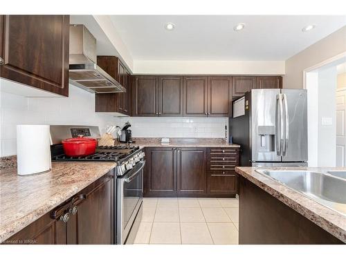 7724 Sycamore Drive, Niagara Falls, ON - Indoor Photo Showing Kitchen