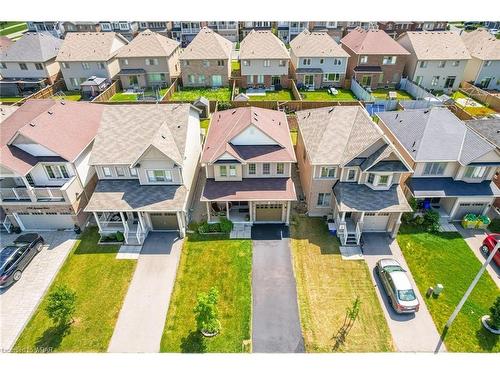 7724 Sycamore Drive, Niagara Falls, ON - Outdoor With Facade