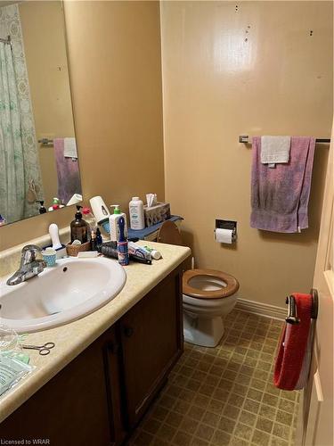 40 Highview Drive, Kitchener, ON - Indoor Photo Showing Bathroom
