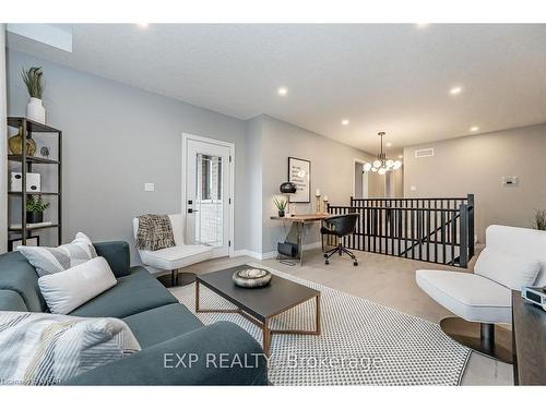 300 Grange Road, Guelph, ON - Indoor Photo Showing Living Room