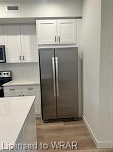 69-405 Myers Road, Cambridge, ON - Indoor Photo Showing Kitchen