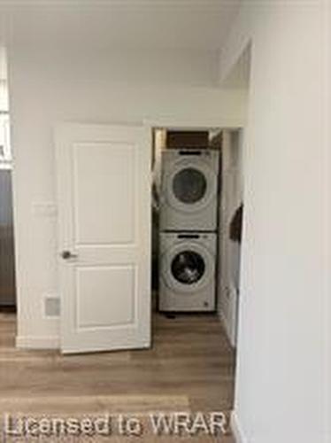 69-405 Myers Road, Cambridge, ON - Indoor Photo Showing Laundry Room