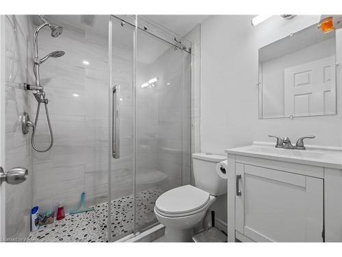 367 Highbrook Crescent, Kitchener, ON - Indoor Photo Showing Bathroom