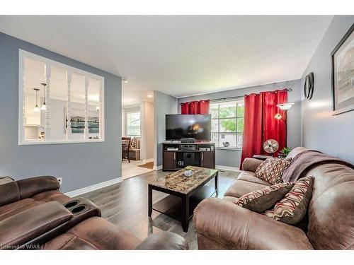 107 Pinedale Drive, Kitchener, ON - Indoor Photo Showing Living Room