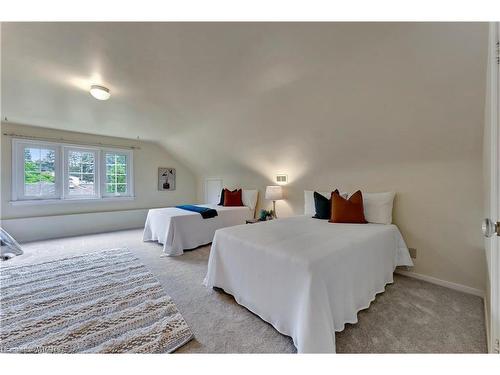 202 Forsyth Drive, Waterloo, ON - Indoor Photo Showing Bedroom