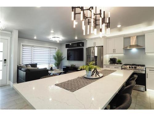 20 Bournemouth Avenue, Kitchener, ON - Indoor Photo Showing Kitchen With Upgraded Kitchen