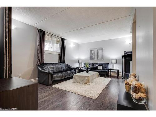 303-266 Overlea Drive, Kitchener, ON - Indoor Photo Showing Living Room
