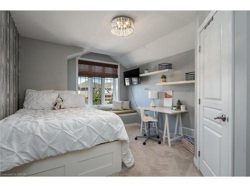 74 Forest Creek Drive, Kitchener, ON - Indoor Photo Showing Bedroom