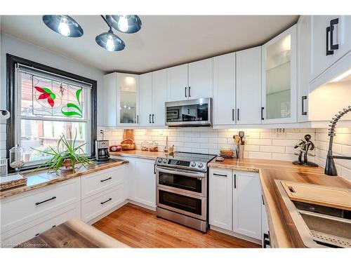 245 Melrose Avenue, Kitchener, ON - Indoor Photo Showing Kitchen With Double Sink With Upgraded Kitchen