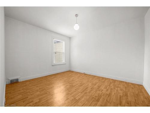 64 East Avenue N, Hamilton, ON - Indoor Photo Showing Other Room