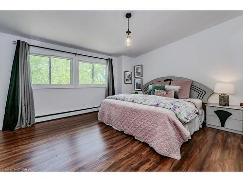 174 Vermont Street, Waterloo, ON - Indoor Photo Showing Bedroom