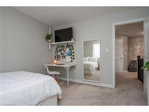 74 Forest Creek Drive, Kitchener, ON - Indoor Photo Showing Bedroom