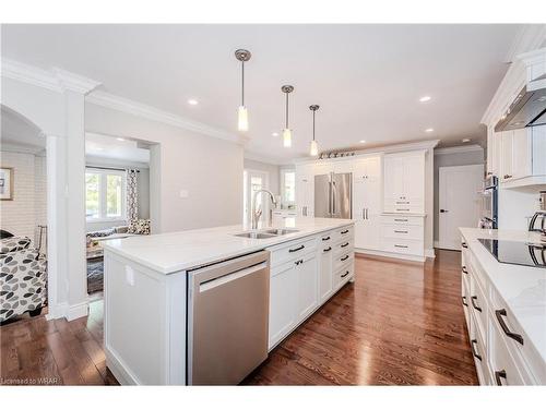 301 Shakespeare Drive, Waterloo, ON - Indoor Photo Showing Kitchen With Double Sink With Upgraded Kitchen