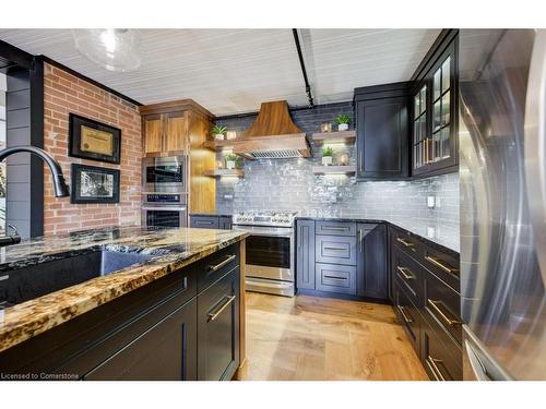 101-85 Spruce Street, Cambridge, ON - Indoor Photo Showing Kitchen With Upgraded Kitchen