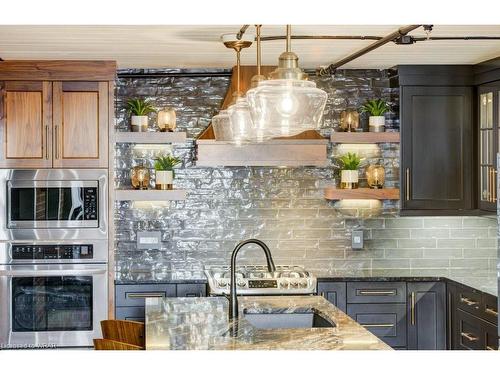 101-85 Spruce Street, Cambridge, ON - Indoor Photo Showing Kitchen With Upgraded Kitchen