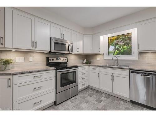 45 Edwin Crescent, Tillsonburg, ON - Indoor Photo Showing Kitchen With Stainless Steel Kitchen With Double Sink