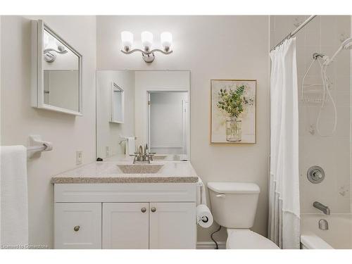 45 Edwin Crescent, Tillsonburg, ON - Indoor Photo Showing Bathroom