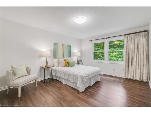 45 Edwin Crescent, Tillsonburg, ON - Indoor Photo Showing Bedroom