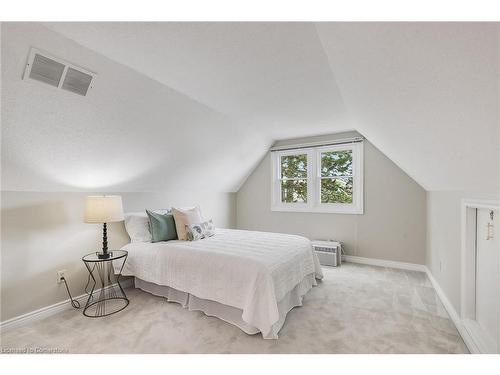 45 Edwin Crescent, Tillsonburg, ON - Indoor Photo Showing Bedroom