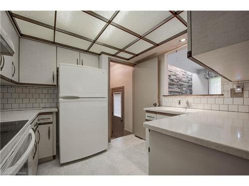 36 Ridgeway Avenue, Guelph, ON - Indoor Photo Showing Kitchen