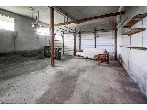 36 Ridgeway Avenue, Guelph, ON - Indoor Photo Showing Garage