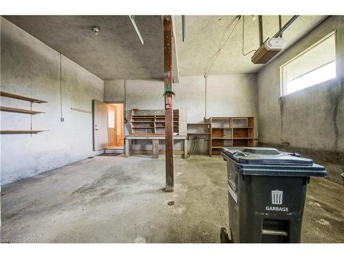 36 Ridgeway Avenue, Guelph, ON - Indoor Photo Showing Garage