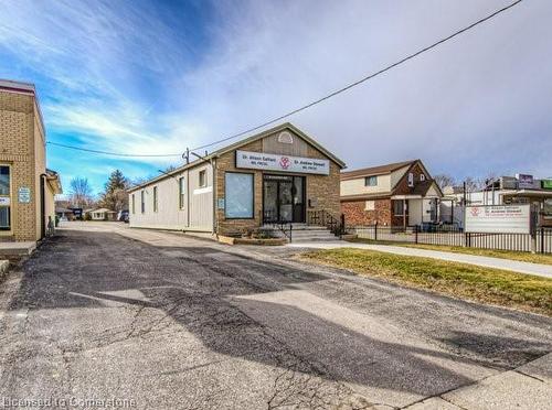 335 Lancaster Street W, Kitchener, ON 