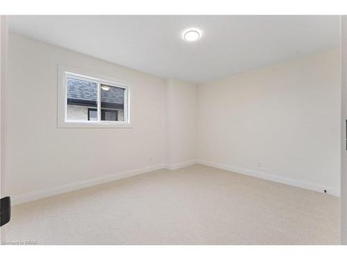 234 Mount Pleasant Street, Brantford, ON - Indoor Photo Showing Other Room