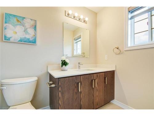 39 Elsegood Drive, Guelph, ON - Indoor Photo Showing Bathroom