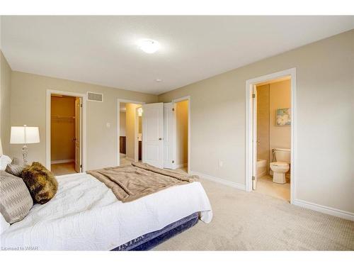 39 Elsegood Drive, Guelph, ON - Indoor Photo Showing Bedroom