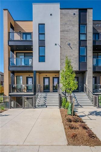 84-261 Woodbine Avenue, Kitchener, ON - Outdoor With Balcony With Facade