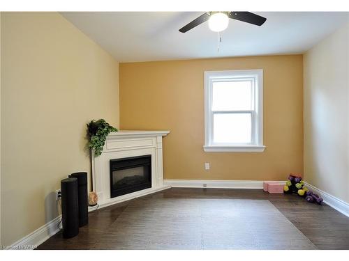 172 Paling Avenue, Hamilton, ON - Indoor With Fireplace
