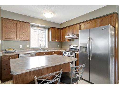 1489 Old Zeller Drive, Kitchener, ON - Indoor Photo Showing Kitchen With Double Sink