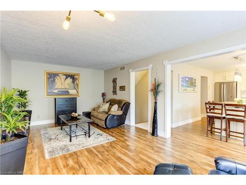 6 Zeffer Place, Kitchener, ON - Indoor Photo Showing Living Room