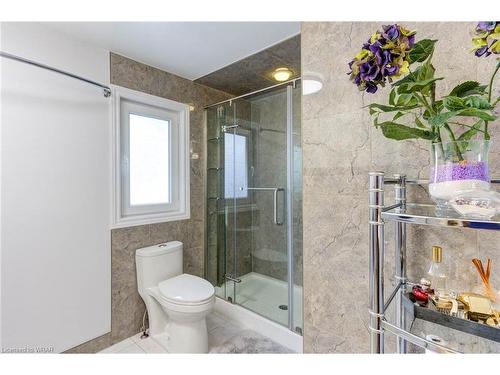 6 Zeffer Place, Kitchener, ON - Indoor Photo Showing Bathroom