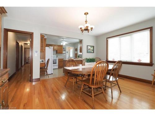 537 Argyle Street S, Cambridge, ON - Indoor Photo Showing Dining Room