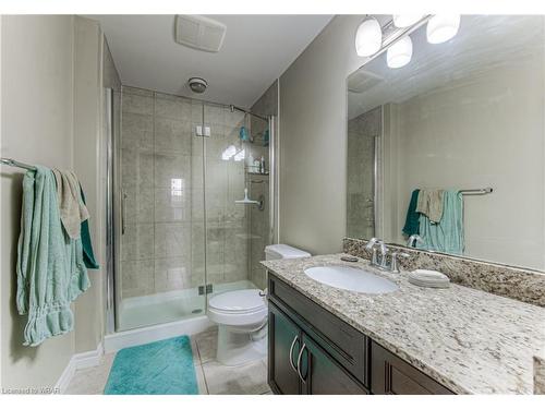 102-539 Belmont Avenue W, Kitchener, ON - Indoor Photo Showing Bathroom