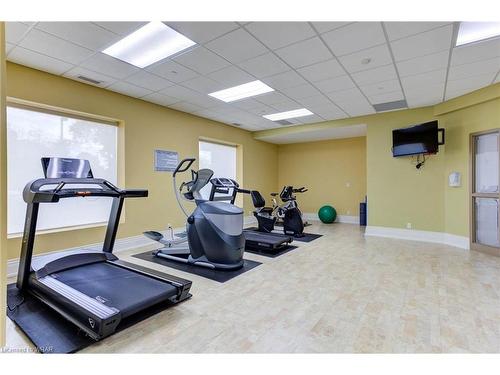 602-223 Erb Street W, Waterloo, ON - Indoor Photo Showing Gym Room