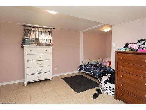 214 Weber Street E, Kitchener, ON - Indoor Photo Showing Bedroom