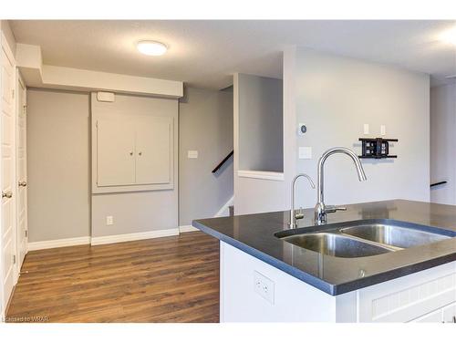 23E-1989 Ottawa Street, Kitchener, ON - Indoor Photo Showing Kitchen With Double Sink