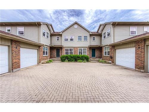 26-250 Keats Way, Waterloo, ON - Outdoor With Facade