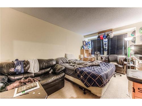 26-250 Keats Way, Waterloo, ON - Indoor Photo Showing Bedroom